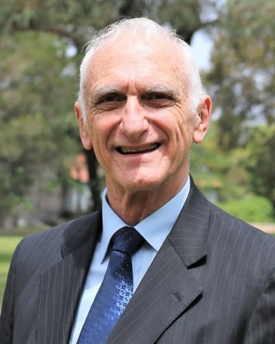 Dr Tom Beer awarded an Officer of the Order of Australia (AO)