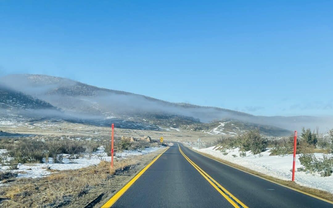 Safe System Snippet: #230 Where is yellow road line marking used in Australia?