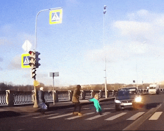 Safe System Snippet 390: Raised crossings