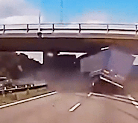 Safe System Snippet 462: Bridge Piers – Extra Protection Required