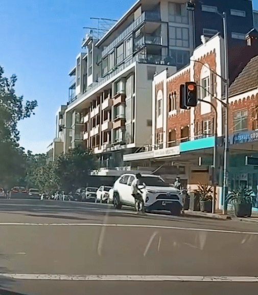 Safe System Snippet 509: What do you think are contributing factors to this near miss?